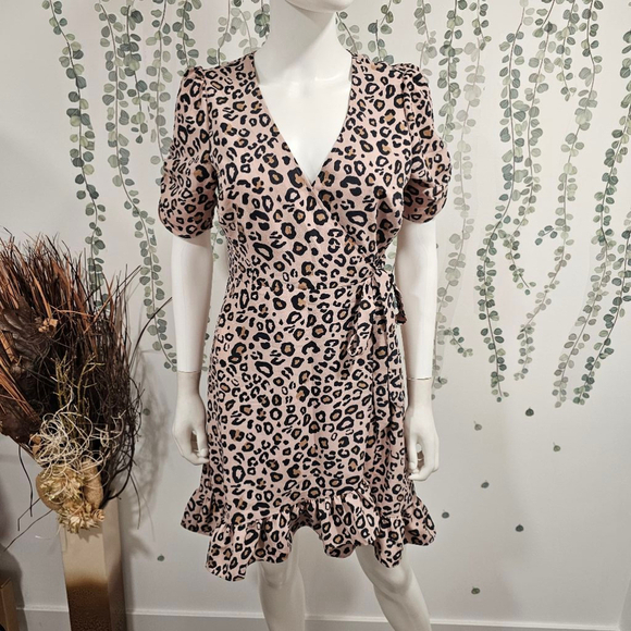 NWT - SANCTUARY Women's 'ANIMAL-PRINT' Multi MINI WRAP DRESS - S - Picture 3 of 12